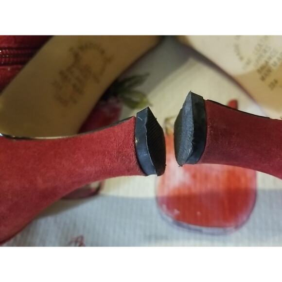 Newport News Ankle Booties, Red, Suede Women's Side Zipper Back Bow - Picture 5 of 5